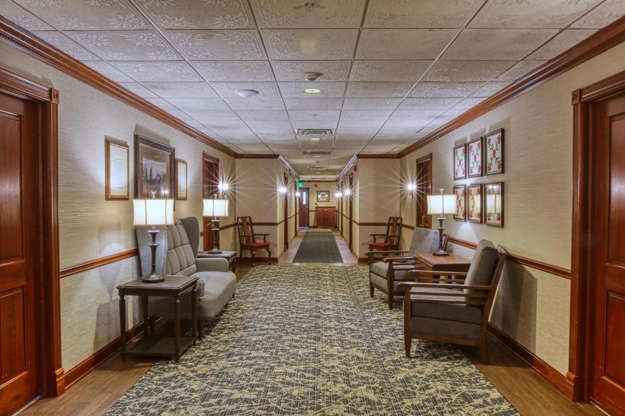Carlisle Inn Walnut Creek Exterior foto