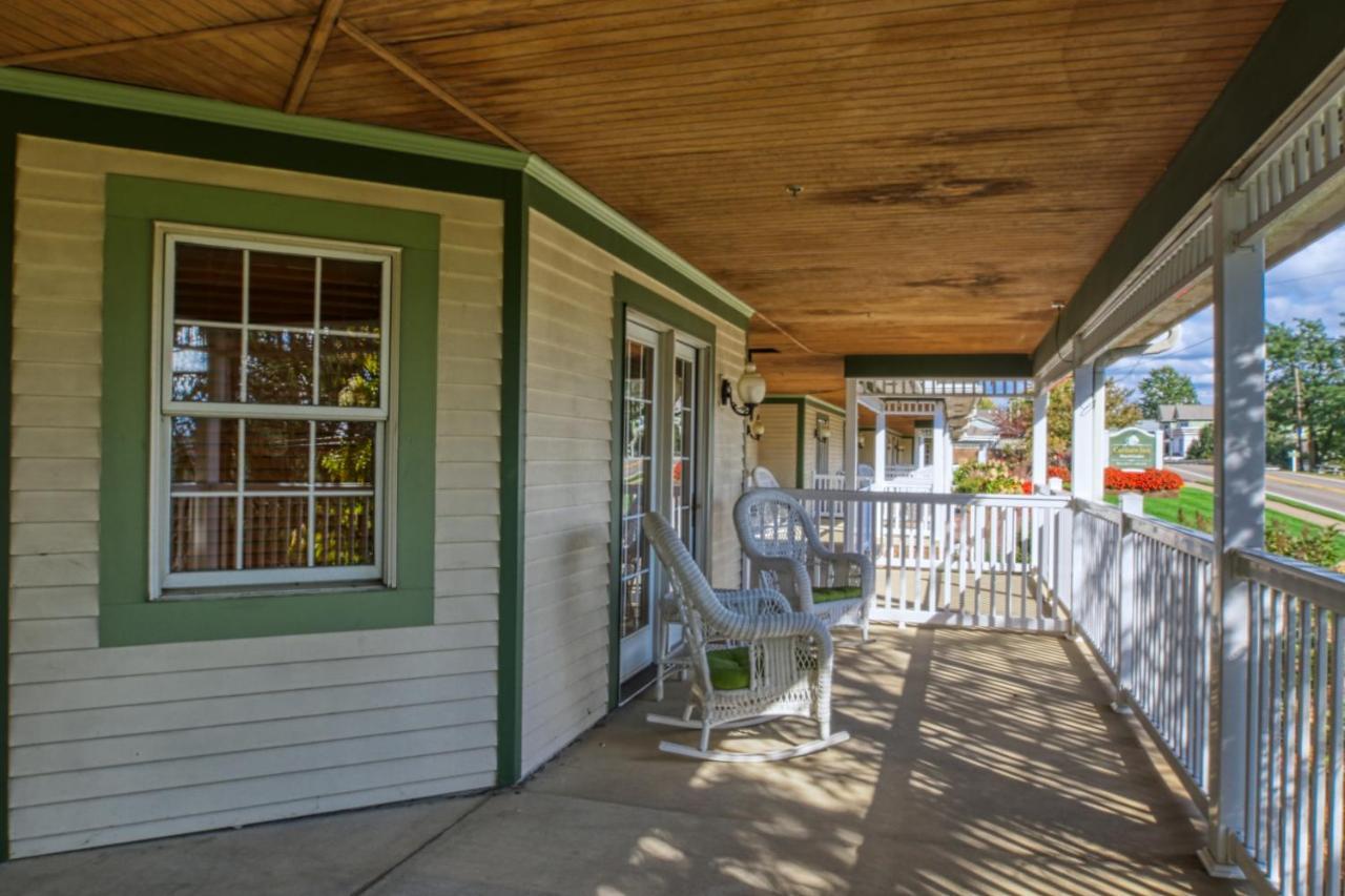 Carlisle Inn Walnut Creek Exterior foto